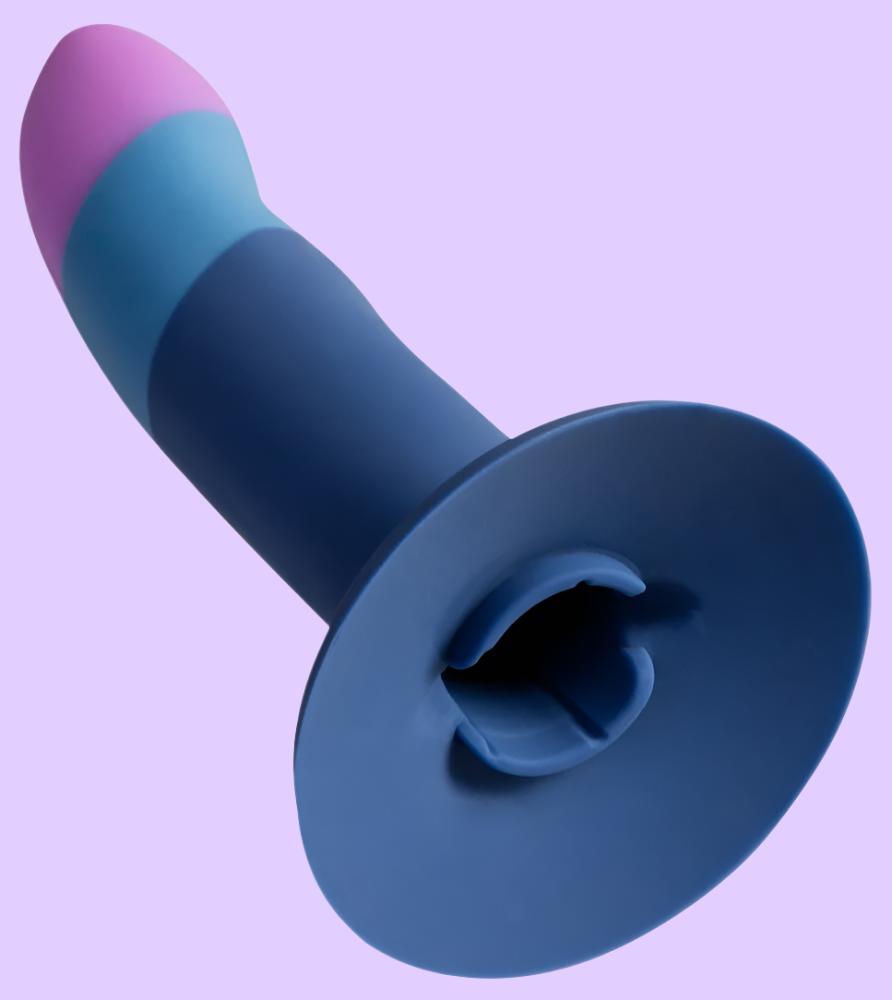 Piccolo ROMP Dildo με βεντούζα πολύχρωμη σε αποχρώσεις του μπλε κάτω όψη με δυνατότητα εισόδου δονητή