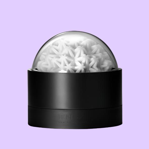 TENGA GEO CORAL σε λευκό χρώμα στη θήκη του